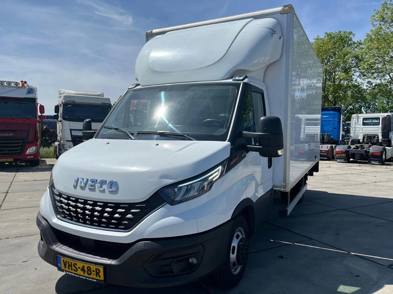 Iveco Daily 35C16 Achterdeuren (15 diverse modellen op voorraad) - Dostavno vozilo sa zatvorenim sandukom: slika Iveco Daily 35C16 Achterdeuren (15 diverse modellen op voorraad) - Dostavno vozilo sa zatvorenim sandukom Iveco Daily 35C16 Achterdeuren (15 diverse modellen op voorraad) - Dostavno vozilo sa zatvorenim sandukom: slika Iveco Daily 35C16 Achterdeuren (15 diverse modellen op voorraad) - Dostavno vozilo sa zatvorenim sandukom
