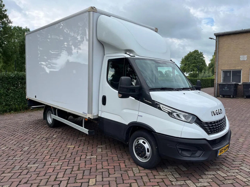 Iveco Daily 35C16 Achterdeuren (15 diverse modellen op voorraad) - Dostavno vozilo sa zatvorenim sandukom, Dostavno vozilo s dvostrukom kabinom: slika Iveco Daily 35C16 Achterdeuren (15 diverse modellen op voorraad) - Dostavno vozilo sa zatvorenim sandukom, Dostavno vozilo s dvostrukom kabinom Iveco Daily 35C16 Achterdeuren (15 diverse modellen op voorraad) - Dostavno vozilo sa zatvorenim sandukom, Dostavno vozilo s dvostrukom kabinom: slika Iveco Daily 35C16 Achterdeuren (15 diverse modellen op voorraad) - Dostavno vozilo sa zatvorenim sandukom, Dostavno vozilo s dvostrukom kabinom
