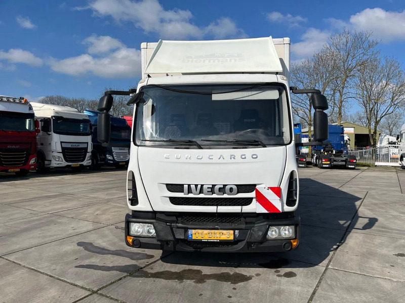 Iveco EuroCargo 75 E21 MANUAL - Kamion sandučar: slika Iveco EuroCargo 75 E21 MANUAL - Kamion sandučar Iveco EuroCargo 75 E21 MANUAL - Kamion sandučar: slika Iveco EuroCargo 75 E21 MANUAL - Kamion sandučar