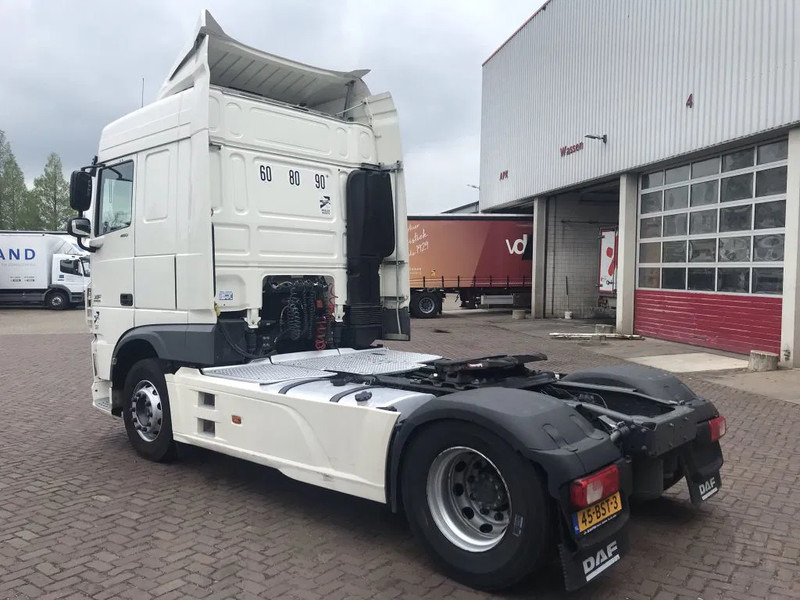 DAF XF 460 FT EURO 6 - Tegljač: slika DAF XF 460 FT EURO 6 - Tegljač DAF XF 460 FT EURO 6 - Tegljač: slika DAF XF 460 FT EURO 6 - Tegljač