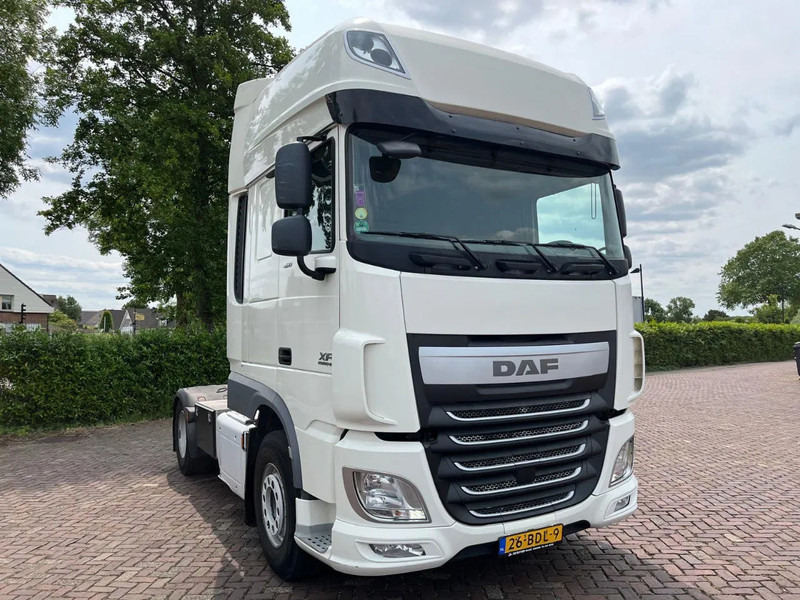 DAF XF 460 FT - Tegljač: slika DAF XF 460 FT - Tegljač DAF XF 460 FT - Tegljač: slika DAF XF 460 FT - Tegljač