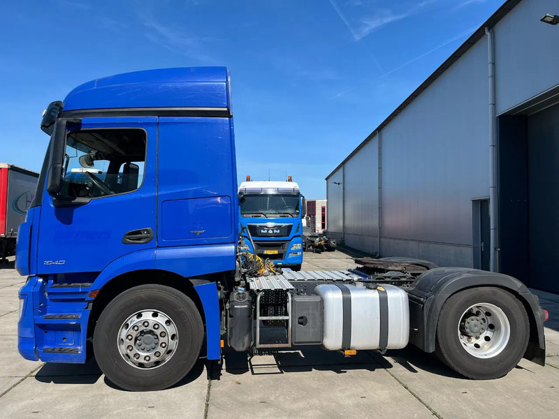 Mercedes-Benz Actros 1940 - Tegljač: slika Mercedes-Benz Actros 1940 - Tegljač Mercedes-Benz Actros 1940 - Tegljač: slika Mercedes-Benz Actros 1940 - Tegljač