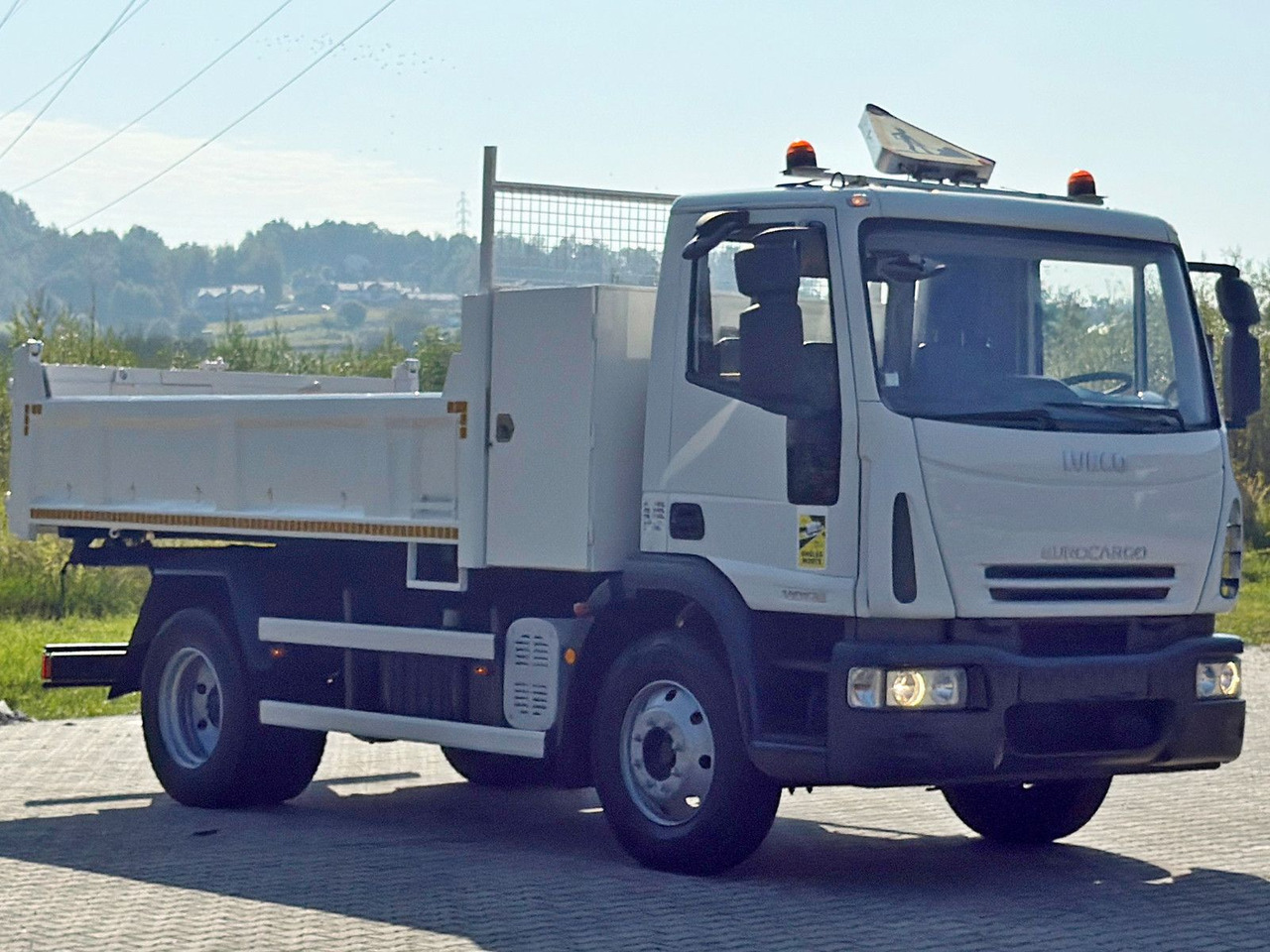 Iveco EUROCARGO 140E22* KIPPER 5,00 m* TOPZUSTAND - Kiper: slika Iveco EUROCARGO 140E22* KIPPER 5,00 m* TOPZUSTAND - Kiper Iveco EUROCARGO 140E22* KIPPER 5,00 m* TOPZUSTAND - Kiper: slika Iveco EUROCARGO 140E22* KIPPER 5,00 m* TOPZUSTAND - Kiper