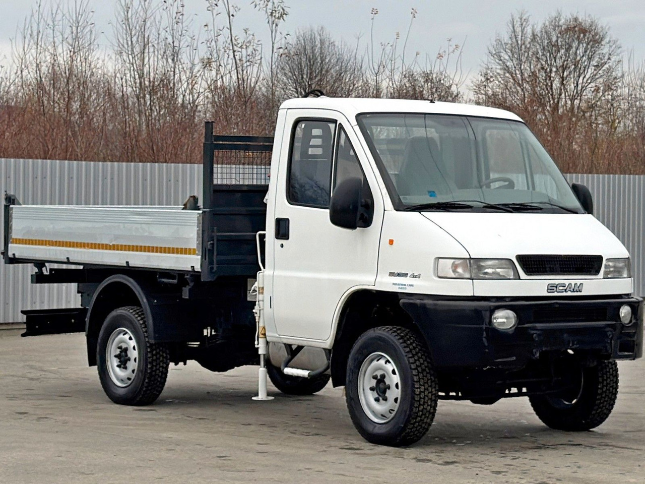 Iveco SCAM SM 35 *Pritsche 3,00m + KRAN - Kamion s kranom: slika Iveco SCAM SM 35 *Pritsche 3,00m + KRAN - Kamion s kranom Iveco SCAM SM 35 *Pritsche 3,00m + KRAN - Kamion s kranom: slika Iveco SCAM SM 35 *Pritsche 3,00m + KRAN - Kamion s kranom