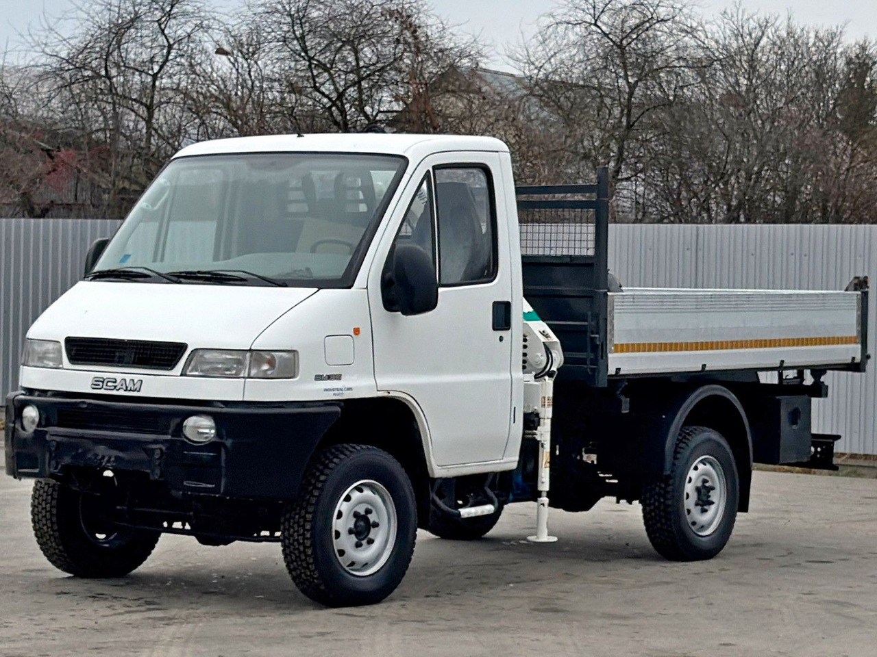 Iveco SCAM SM 35 *Pritsche 3,00m + KRAN - Kamion s kranom: slika Iveco SCAM SM 35 *Pritsche 3,00m + KRAN - Kamion s kranom Iveco SCAM SM 35 *Pritsche 3,00m + KRAN - Kamion s kranom: slika Iveco SCAM SM 35 *Pritsche 3,00m + KRAN - Kamion s kranom