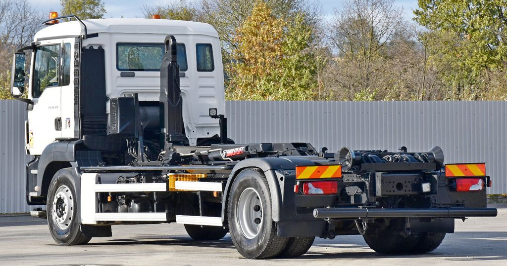 MAN TGS 18.320 Abrollkipper * Top Zustand! MAN TGS 18.320 Abrollkipper * Top Zustand! - Kamion s kukastom dizalicom: slika MAN TGS 18.320 Abrollkipper * Top Zustand! MAN TGS 18.320 Abrollkipper * Top Zustand! - Kamion s kukastom dizalicom MAN TGS 18.320 Abrollkipper * Top Zustand! MAN TGS 18.320 Abrollkipper * Top Zustand! - Kamion s kukastom dizalicom: slika MAN TGS 18.320 Abrollkipper * Top Zustand! MAN TGS 18.320 Abrollkipper * Top Zustand! - Kamion s kukastom dizalicom