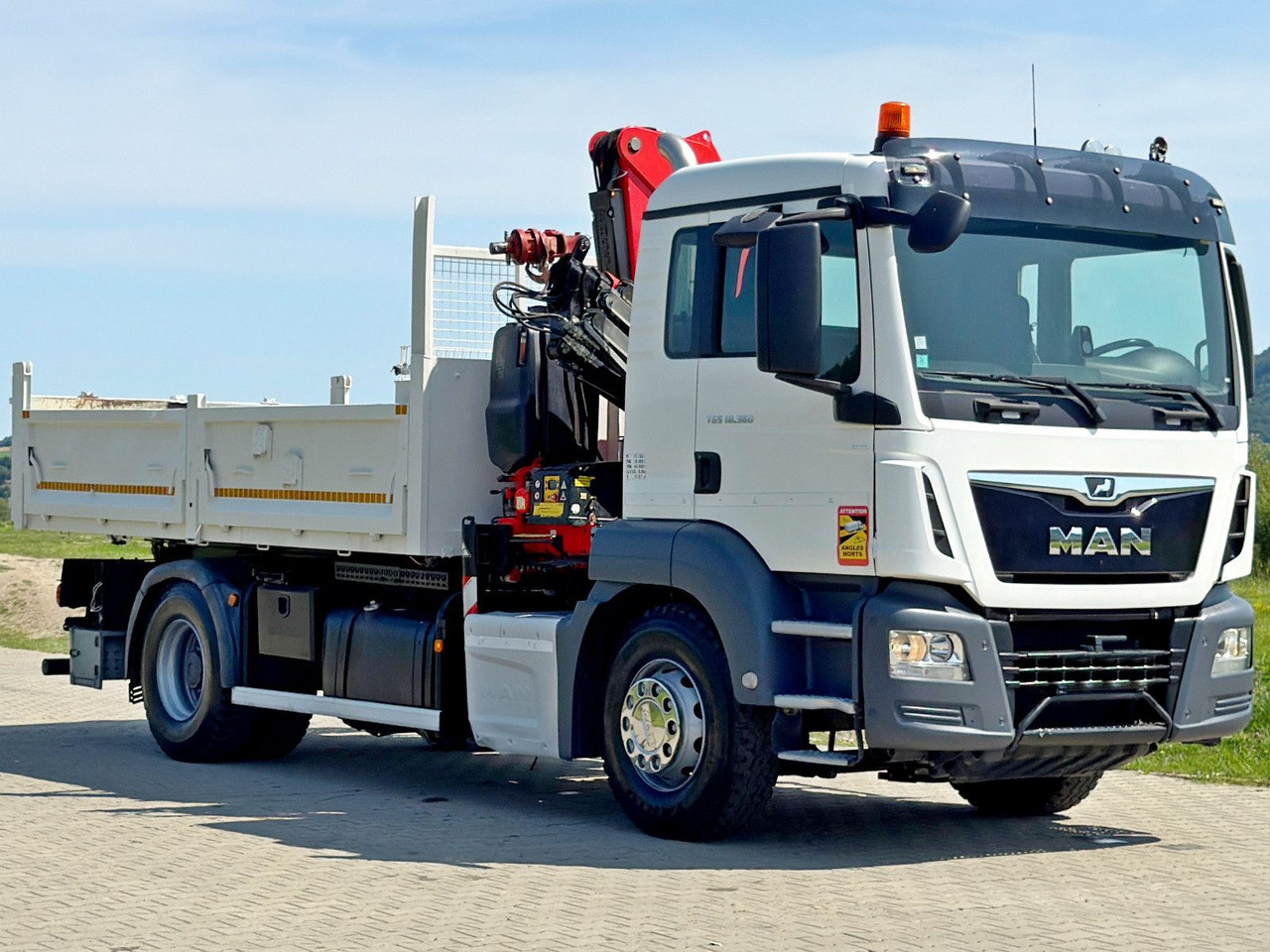 MAN TGS 18.360 * FASSI F135A.0.23 + FUNK * TOP - Kamion s kranom: slika MAN TGS 18.360 * FASSI F135A.0.23 + FUNK * TOP - Kamion s kranom MAN TGS 18.360 * FASSI F135A.0.23 + FUNK * TOP - Kamion s kranom: slika MAN TGS 18.360 * FASSI F135A.0.23 + FUNK * TOP - Kamion s kranom