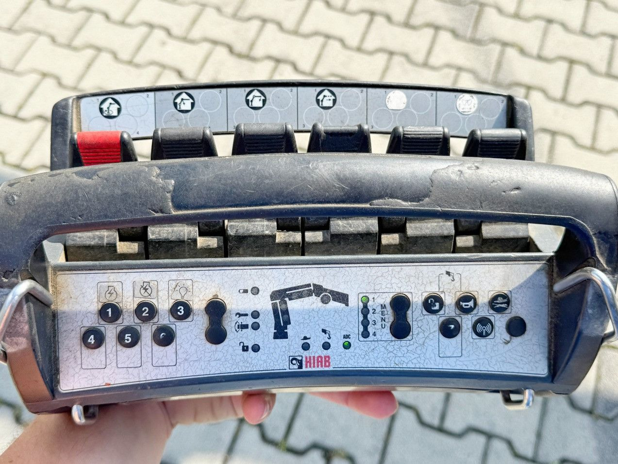 Kamion s kranom MAN TGS 26.400 * HIAB X-HIDUO 188 E-3 + FUNK * 6x4: slika Kamion s kranom MAN TGS 26.400 * HIAB X-HIDUO 188 E-3 + FUNK * 6x4 Kamion s kranom MAN TGS 26.400 * HIAB X-HIDUO 188 E-3 + FUNK * 6x4: slika Kamion s kranom MAN TGS 26.400 * HIAB X-HIDUO 188 E-3 + FUNK * 6x4