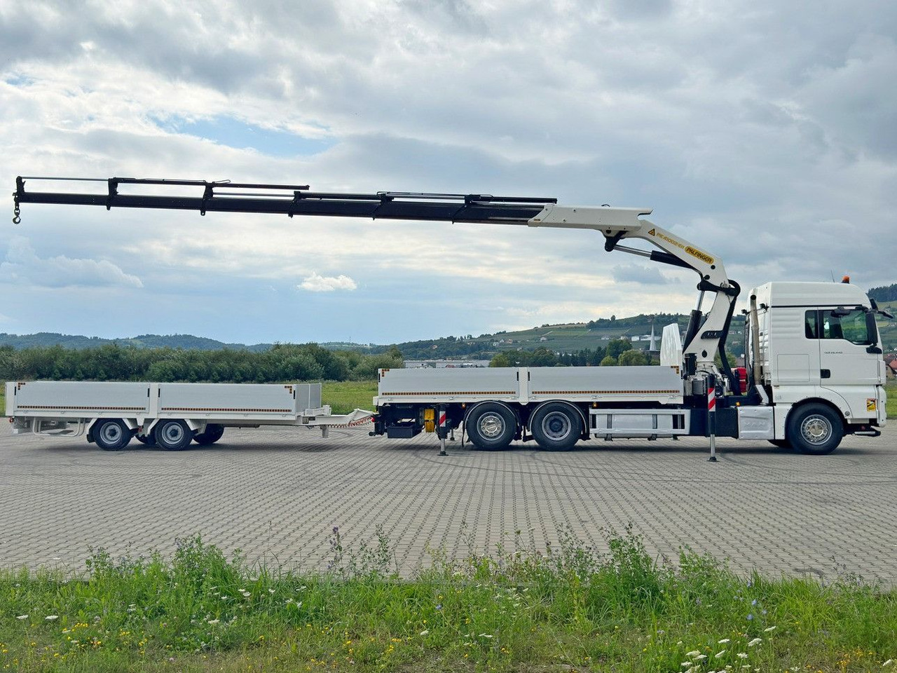 MAN TGX 26.440 * PK 41002-EH E + FUNK + Anhänger*TOP - Kamion s kranom: slika MAN TGX 26.440 * PK 41002-EH E + FUNK + Anhänger*TOP - Kamion s kranom MAN TGX 26.440 * PK 41002-EH E + FUNK + Anhänger*TOP - Kamion s kranom: slika MAN TGX 26.440 * PK 41002-EH E + FUNK + Anhänger*TOP - Kamion s kranom