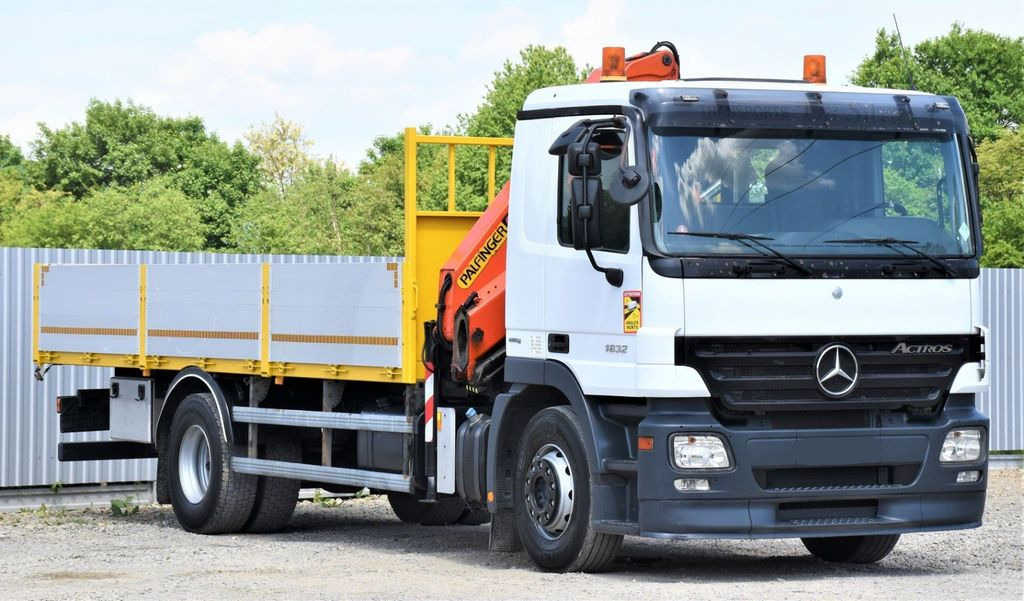 Mercedes-Benz ACTROS 1832 PRITSCHE 6,70m * PK 15500*TOPZUSTAND Mercedes-Benz ACTROS 1832 PRITSCHE 6,70m * PK 15500*TOPZUSTAND - Kamion s kranom: slika Mercedes-Benz ACTROS 1832 PRITSCHE 6,70m * PK 15500*TOPZUSTAND Mercedes-Benz ACTROS 1832 PRITSCHE 6,70m * PK 15500*TOPZUSTAND - Kamion s kranom Mercedes-Benz ACTROS 1832 PRITSCHE 6,70m * PK 15500*TOPZUSTAND Mercedes-Benz ACTROS 1832 PRITSCHE 6,70m * PK 15500*TOPZUSTAND - Kamion s kranom: slika Mercedes-Benz ACTROS 1832 PRITSCHE 6,70m * PK 15500*TOPZUSTAND Mercedes-Benz ACTROS 1832 PRITSCHE 6,70m * PK 15500*TOPZUSTAND - Kamion s kranom