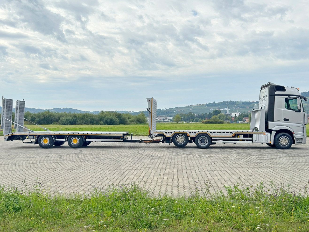Mercedes-Benz ACTROS 2542 *ABSCHLEPPWAGEN 8,50m+Anhänger 7,32m - Kamion za vuču: slika Mercedes-Benz ACTROS 2542 *ABSCHLEPPWAGEN 8,50m+Anhänger 7,32m - Kamion za vuču Mercedes-Benz ACTROS 2542 *ABSCHLEPPWAGEN 8,50m+Anhänger 7,32m - Kamion za vuču: slika Mercedes-Benz ACTROS 2542 *ABSCHLEPPWAGEN 8,50m+Anhänger 7,32m - Kamion za vuču