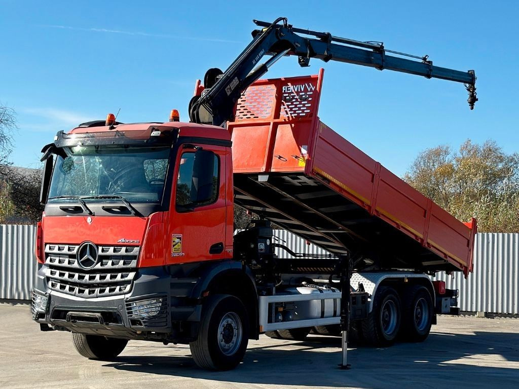 Mercedes-Benz AROCS 2640 *HIAB 144 BS - 3/FUNK + * 6x4 - Kiper, Kamion s kranom: slika Mercedes-Benz AROCS 2640 *HIAB 144 BS - 3/FUNK + * 6x4 - Kiper, Kamion s kranom Mercedes-Benz AROCS 2640 *HIAB 144 BS - 3/FUNK + * 6x4 - Kiper, Kamion s kranom: slika Mercedes-Benz AROCS 2640 *HIAB 144 BS - 3/FUNK + * 6x4 - Kiper, Kamion s kranom