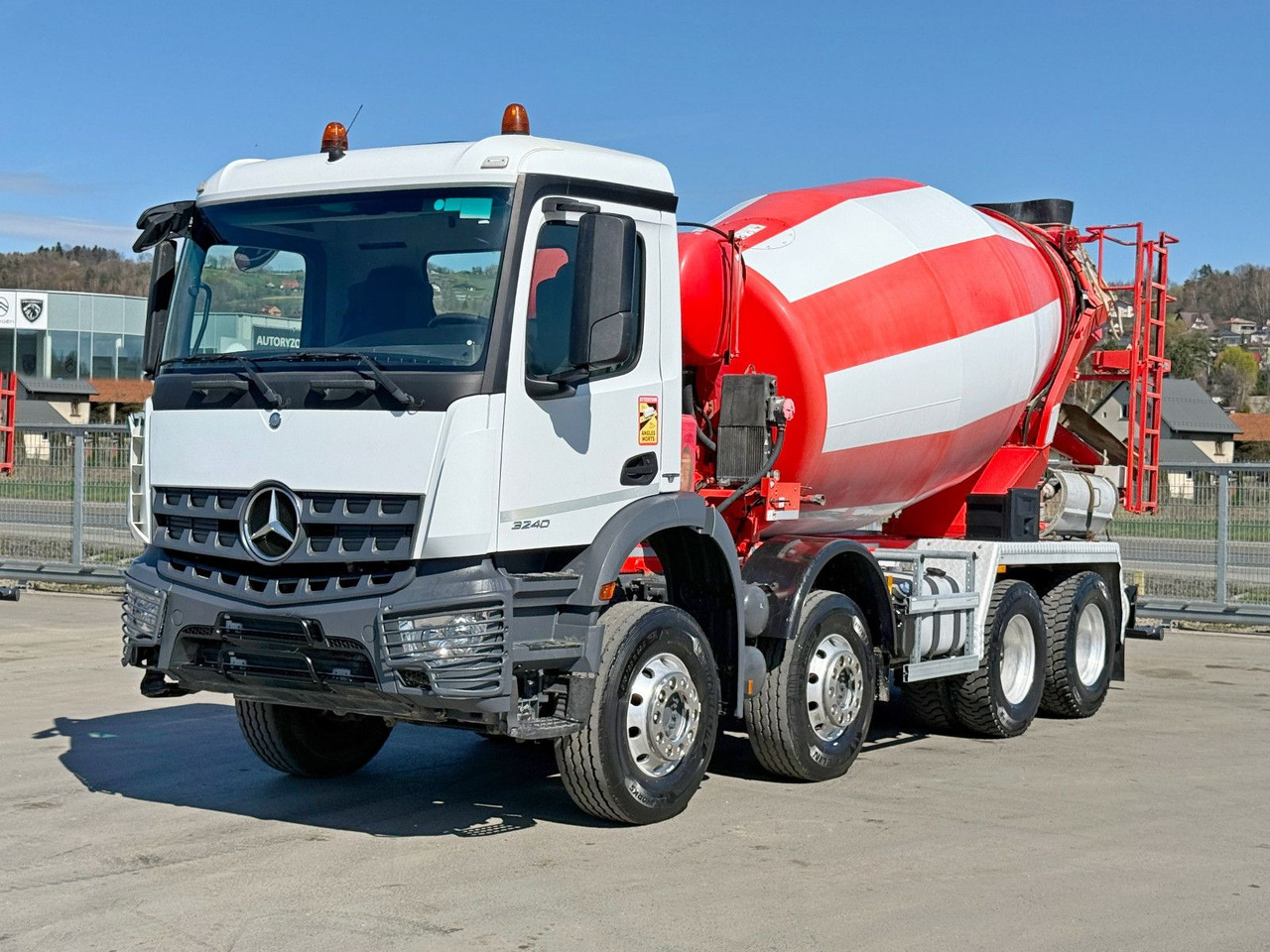 Mercedes-Benz AROCS 3240 * Betonmischer * 8x4 * TOPZUSTAND - Automješalica: slika Mercedes-Benz AROCS 3240 * Betonmischer * 8x4 * TOPZUSTAND - Automješalica Mercedes-Benz AROCS 3240 * Betonmischer * 8x4 * TOPZUSTAND - Automješalica: slika Mercedes-Benz AROCS 3240 * Betonmischer * 8x4 * TOPZUSTAND - Automješalica