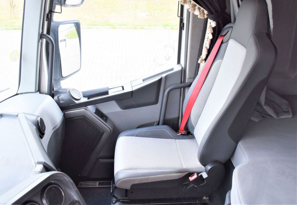 Kamion s kranom, Kamion s otvorenim sandukom Renault C 460 * HMF 1510 K6 + FUNK * 6x4: slika Kamion s kranom, Kamion s otvorenim sandukom Renault C 460 * HMF 1510 K6 + FUNK * 6x4