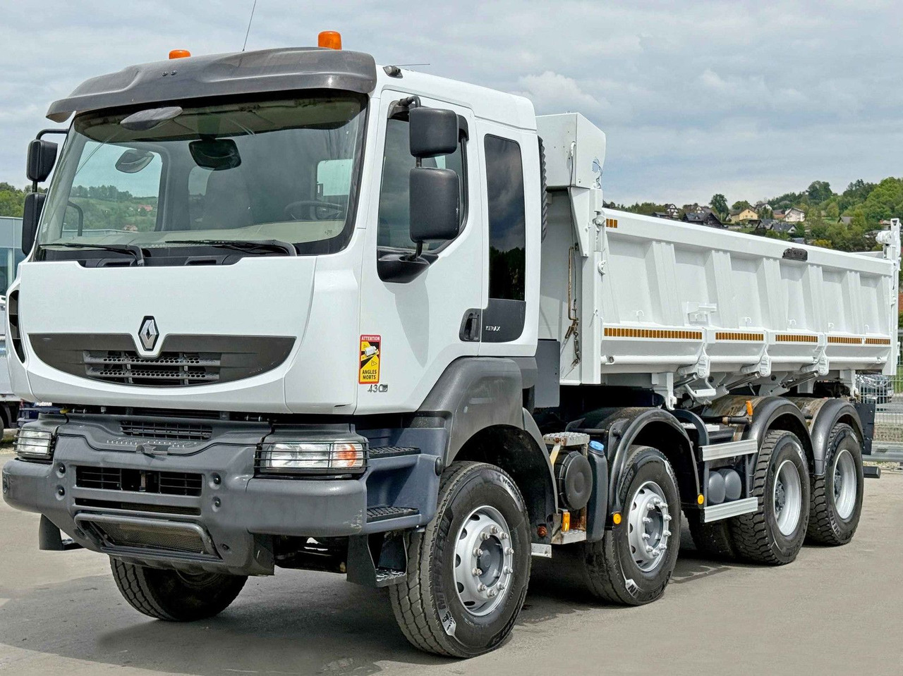 Renault KERAX 430 DXI * KIPPER 6,00 m / 8x4 * TOP - Kiper, Kamion s kranom: slika Renault KERAX 430 DXI * KIPPER 6,00 m / 8x4 * TOP - Kiper, Kamion s kranom Renault KERAX 430 DXI * KIPPER 6,00 m / 8x4 * TOP - Kiper, Kamion s kranom: slika Renault KERAX 430 DXI * KIPPER 6,00 m / 8x4 * TOP - Kiper, Kamion s kranom