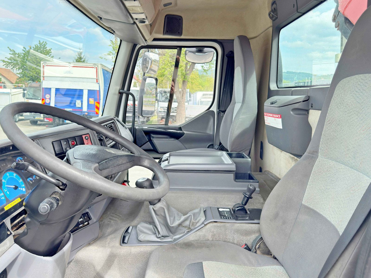 Kamion za vuču Renault PREMIUM 320 * FASSI F240B.22 + FUNK* TOP: slika Kamion za vuču Renault PREMIUM 320 * FASSI F240B.22 + FUNK* TOP