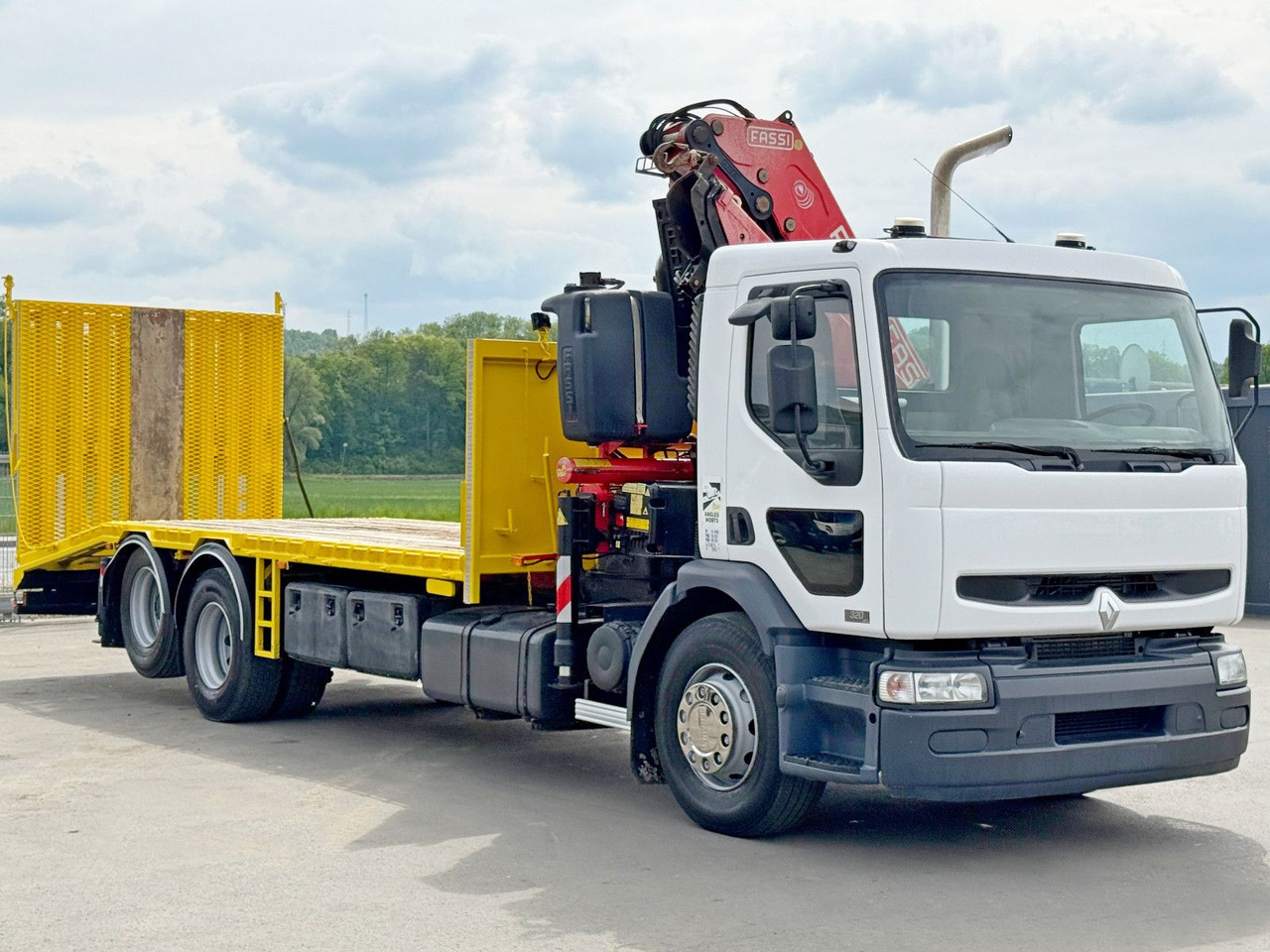 Renault PREMIUM 320 * FASSI F240B.22 + FUNK* TOP - Kamion za vuču: slika Renault PREMIUM 320 * FASSI F240B.22 + FUNK* TOP - Kamion za vuču Renault PREMIUM 320 * FASSI F240B.22 + FUNK* TOP - Kamion za vuču: slika Renault PREMIUM 320 * FASSI F240B.22 + FUNK* TOP - Kamion za vuču