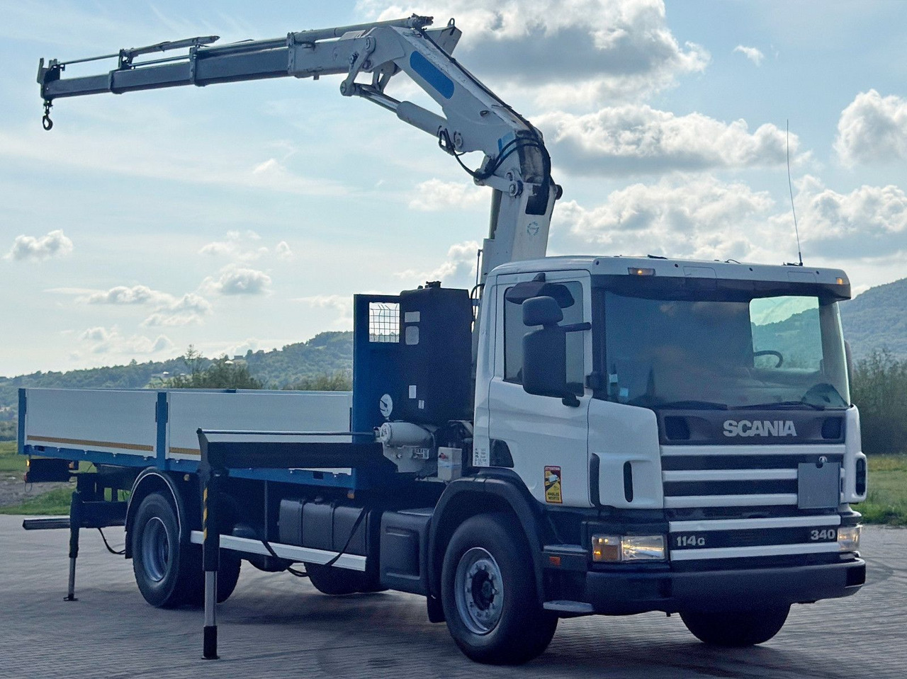 Scania 114 G 340 * PRITSCHE 7,00m * EFFER 210 3S + FUNK - Kamion s kranom: slika Scania 114 G 340 * PRITSCHE 7,00m * EFFER 210 3S + FUNK - Kamion s kranom Scania 114 G 340 * PRITSCHE 7,00m * EFFER 210 3S + FUNK - Kamion s kranom: slika Scania 114 G 340 * PRITSCHE 7,00m * EFFER 210 3S + FUNK - Kamion s kranom