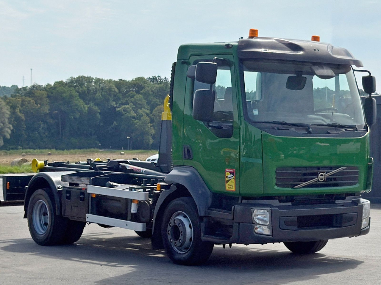Volvo FL 280 * Abrollkipper * TOPZUSTAND - Kamion s kukastom dizalicom: slika Volvo FL 280 * Abrollkipper * TOPZUSTAND - Kamion s kukastom dizalicom Volvo FL 280 * Abrollkipper * TOPZUSTAND - Kamion s kukastom dizalicom: slika Volvo FL 280 * Abrollkipper * TOPZUSTAND - Kamion s kukastom dizalicom