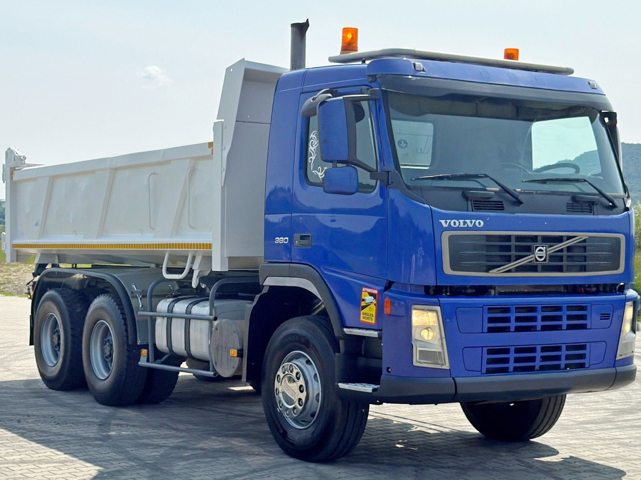 Volvo FM 380 Kipper 5,20 m + BORDMATIC / 6x4 - Kiper, Kamion s kranom: slika Volvo FM 380 Kipper 5,20 m + BORDMATIC / 6x4 - Kiper, Kamion s kranom Volvo FM 380 Kipper 5,20 m + BORDMATIC / 6x4 - Kiper, Kamion s kranom: slika Volvo FM 380 Kipper 5,20 m + BORDMATIC / 6x4 - Kiper, Kamion s kranom