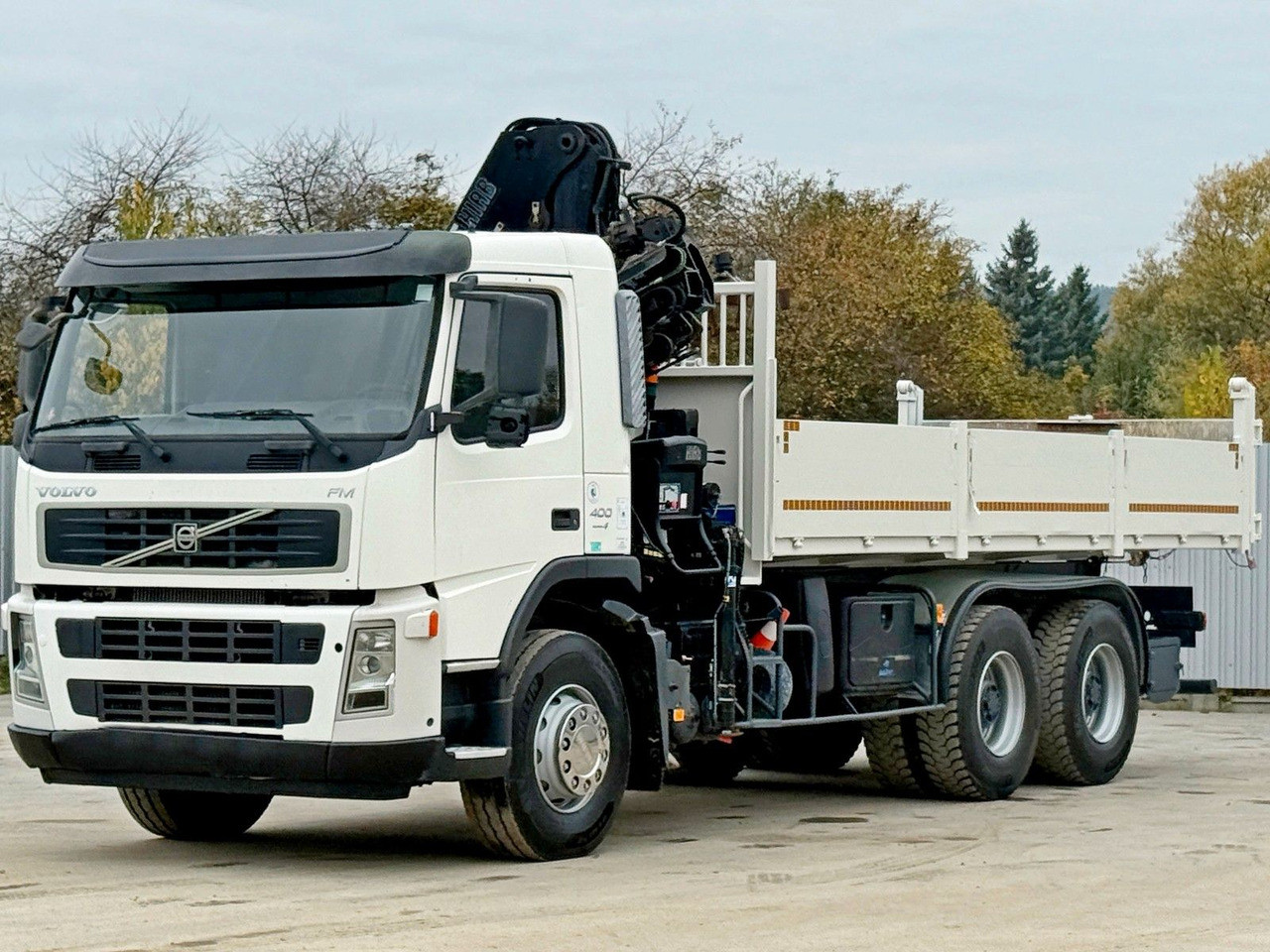 Volvo FM 400 Kipper 6,20m * HIAB 144 B-3 HIDUO* 6x4 - Kamion s kranom: slika Volvo FM 400 Kipper 6,20m * HIAB 144 B-3 HIDUO* 6x4 - Kamion s kranom Volvo FM 400 Kipper 6,20m * HIAB 144 B-3 HIDUO* 6x4 - Kamion s kranom: slika Volvo FM 400 Kipper 6,20m * HIAB 144 B-3 HIDUO* 6x4 - Kamion s kranom
