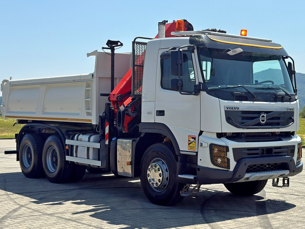 Volvo FMX 410 Kipper 4,70m *PK 14002-EH B/FUNK *6x4 - Kamion s kranom: slika Volvo FMX 410 Kipper 4,70m *PK 14002-EH B/FUNK *6x4 - Kamion s kranom Volvo FMX 410 Kipper 4,70m *PK 14002-EH B/FUNK *6x4 - Kamion s kranom: slika Volvo FMX 410 Kipper 4,70m *PK 14002-EH B/FUNK *6x4 - Kamion s kranom