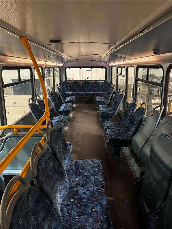 Autobus na kat 2008 Volvo Double Decker static classroom: slika Autobus na kat 2008 Volvo Double Decker static classroom