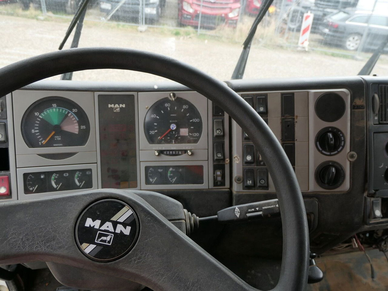 MAN TGA 33 33.364 AK - Kiper: slika MAN TGA 33 33.364 AK - Kiper MAN TGA 33 33.364 AK - Kiper: slika MAN TGA 33 33.364 AK - Kiper
