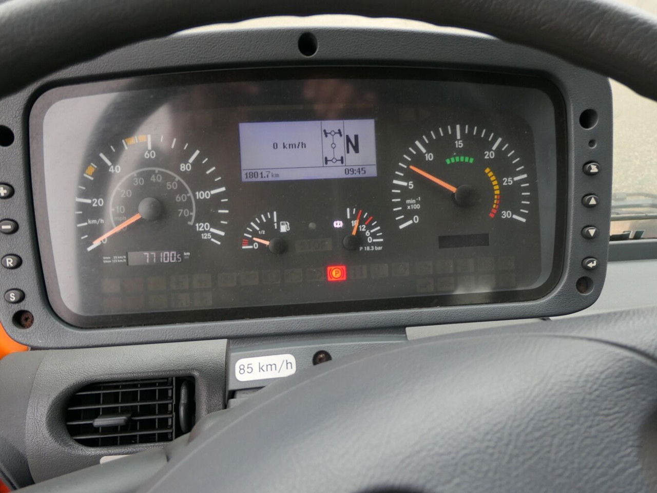 Mercedes-Benz Unimog U500 - Vozilo za čišćenje snijega: slika Mercedes-Benz Unimog U500 - Vozilo za čišćenje snijega Mercedes-Benz Unimog U500 - Vozilo za čišćenje snijega: slika Mercedes-Benz Unimog U500 - Vozilo za čišćenje snijega