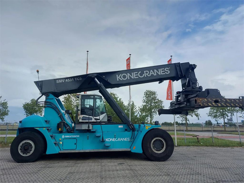 KONECRANES SMV 4531 TC5 - Dohvatni viličar: slika KONECRANES SMV 4531 TC5 - Dohvatni viličar KONECRANES SMV 4531 TC5 - Dohvatni viličar: slika KONECRANES SMV 4531 TC5 - Dohvatni viličar