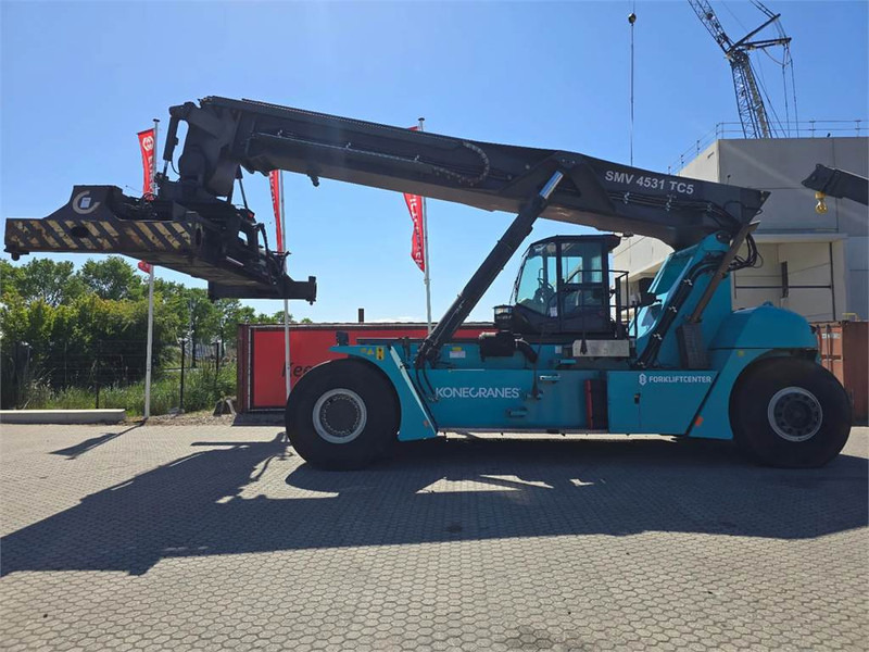 KONECRANES SMV 4531 TC5 - Dohvatni viličar: slika KONECRANES SMV 4531 TC5 - Dohvatni viličar KONECRANES SMV 4531 TC5 - Dohvatni viličar: slika KONECRANES SMV 4531 TC5 - Dohvatni viličar