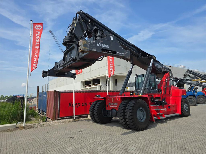 Kalmar DRG450-65S5 - Dohvatni viličar: slika Kalmar DRG450-65S5 - Dohvatni viličar Kalmar DRG450-65S5 - Dohvatni viličar: slika Kalmar DRG450-65S5 - Dohvatni viličar