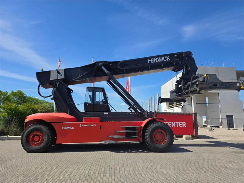 Linde C4230TL - Dohvatni viličar: slika Linde C4230TL - Dohvatni viličar Linde C4230TL - Dohvatni viličar: slika Linde C4230TL - Dohvatni viličar
