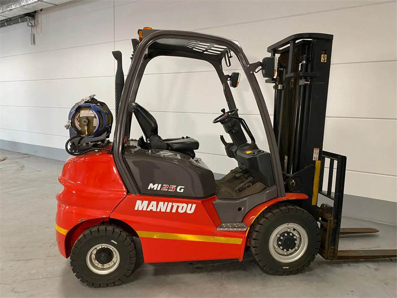 Manitou MI25G - Plinski viličar: slika Manitou MI25G - Plinski viličar Manitou MI25G - Plinski viličar: slika Manitou MI25G - Plinski viličar