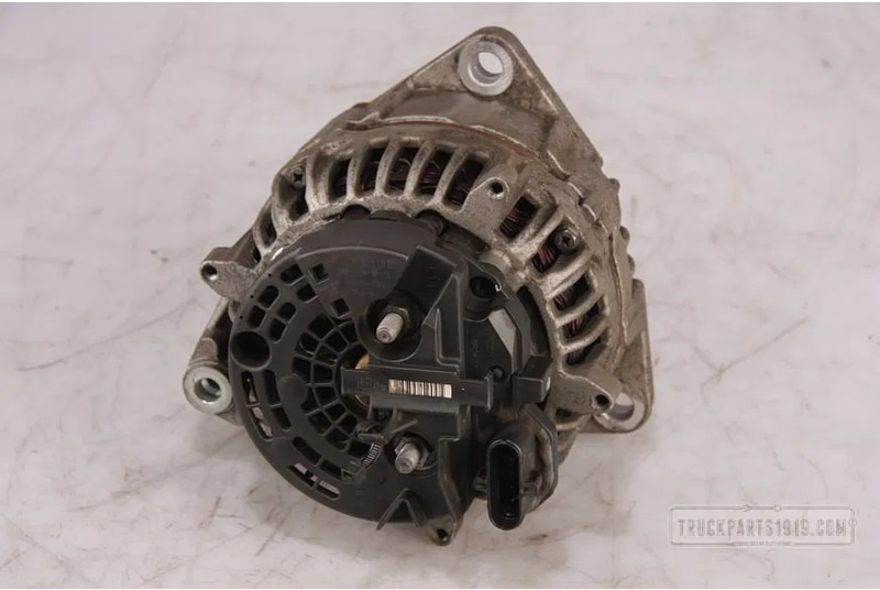 MAN 51.26101-7283 Dynamo 120A - Alternator za Kamion: slika MAN 51.26101-7283 Dynamo 120A - Alternator za Kamion MAN 51.26101-7283 Dynamo 120A - Alternator za Kamion: slika MAN 51.26101-7283 Dynamo 120A - Alternator za Kamion