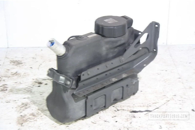 Mercedes-Benz Exhaust System AdBlue Tank Atego 25 ltr. - AdBlue spremnik za Kamion: slika Mercedes-Benz Exhaust System AdBlue Tank Atego 25 ltr. - AdBlue spremnik za Kamion Mercedes-Benz Exhaust System AdBlue Tank Atego 25 ltr. - AdBlue spremnik za Kamion: slika Mercedes-Benz Exhaust System AdBlue Tank Atego 25 ltr. - AdBlue spremnik za Kamion
