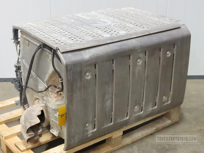 Mercedes-Benz MB Exhaust System Katalysator MP4 - Katalizator za Kamion: slika Mercedes-Benz MB Exhaust System Katalysator MP4 - Katalizator za Kamion Mercedes-Benz MB Exhaust System Katalysator MP4 - Katalizator za Kamion: slika Mercedes-Benz MB Exhaust System Katalysator MP4 - Katalizator za Kamion