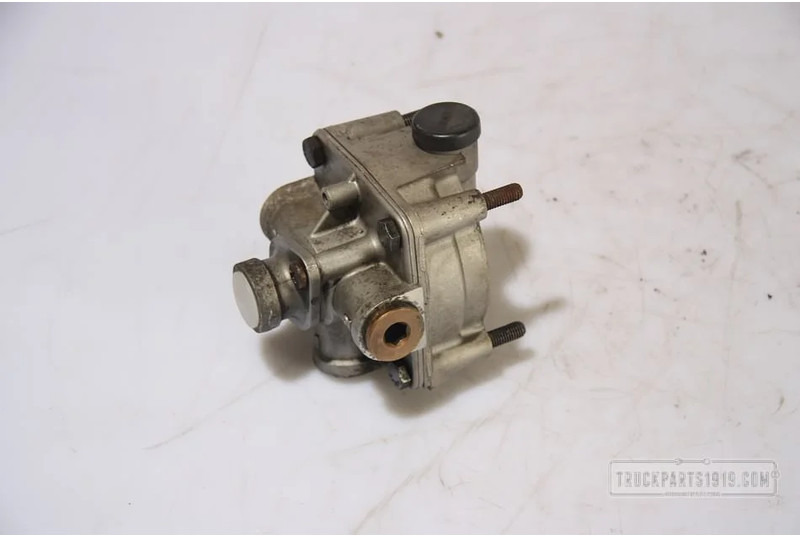 Renault Compressed Air System Relaisklep - Ventil za Kamion: slika Renault Compressed Air System Relaisklep - Ventil za Kamion Renault Compressed Air System Relaisklep - Ventil za Kamion: slika Renault Compressed Air System Relaisklep - Ventil za Kamion
