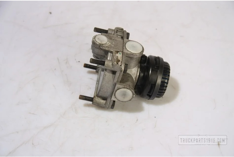 Renault Compressed Air System Relaisklep Renault - Ventil za Kamion: slika Renault Compressed Air System Relaisklep Renault - Ventil za Kamion Renault Compressed Air System Relaisklep Renault - Ventil za Kamion: slika Renault Compressed Air System Relaisklep Renault - Ventil za Kamion