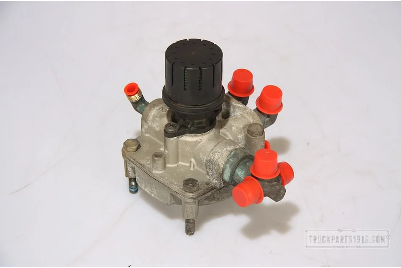 Scania R Compressed Air System Scania R Relaisklep Used - Ventil za Kamion: slika Scania R Compressed Air System Scania R Relaisklep Used - Ventil za Kamion Scania R Compressed Air System Scania R Relaisklep Used - Ventil za Kamion: slika Scania R Compressed Air System Scania R Relaisklep Used - Ventil za Kamion