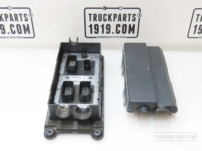 Volvo 22771642 Regeleenheid RCIOM - Upravljačka jedinica (ECU) za Kamion: slika Volvo 22771642 Regeleenheid RCIOM - Upravljačka jedinica (ECU) za Kamion Volvo 22771642 Regeleenheid RCIOM - Upravljačka jedinica (ECU) za Kamion: slika Volvo 22771642 Regeleenheid RCIOM - Upravljačka jedinica (ECU) za Kamion