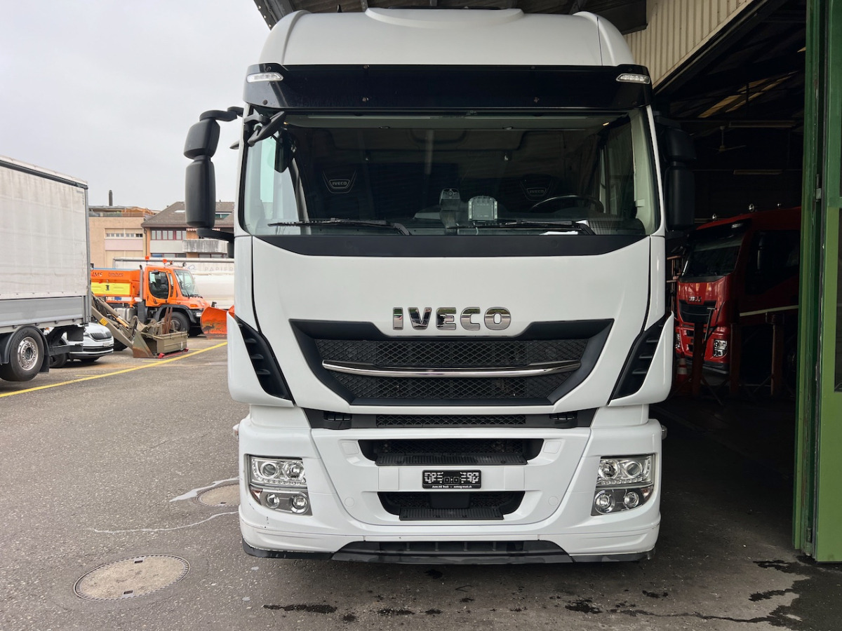 IVECO 190S46 Stralis - Kamion sandučar: slika IVECO 190S46 Stralis - Kamion sandučar IVECO 190S46 Stralis - Kamion sandučar: slika IVECO 190S46 Stralis - Kamion sandučar