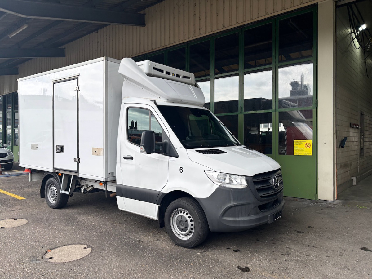 MERCEDES 316 CDI - Dostavno vozilo hladnjača: slika MERCEDES 316 CDI - Dostavno vozilo hladnjača MERCEDES 316 CDI - Dostavno vozilo hladnjača: slika MERCEDES 316 CDI - Dostavno vozilo hladnjača