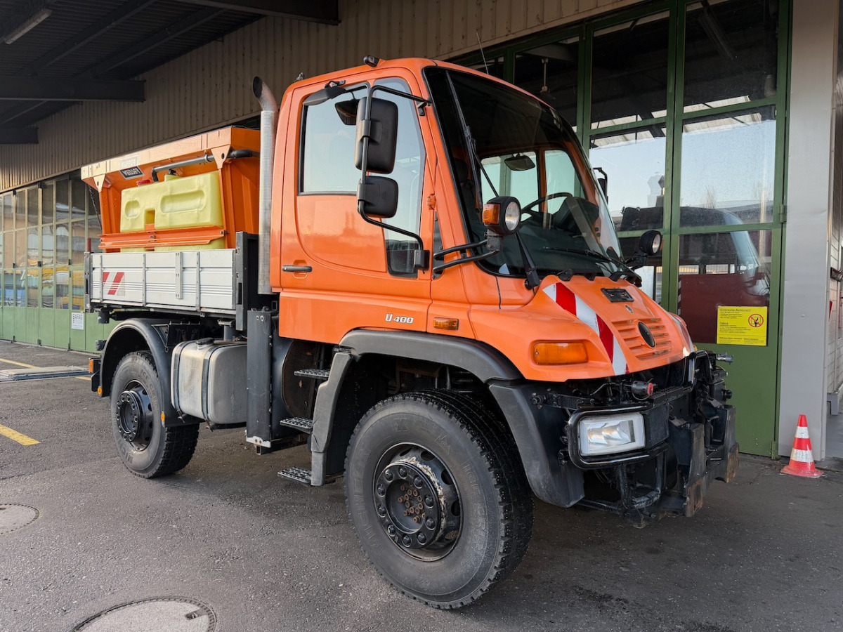 UNIMOG U400 - Namjenska/ Posebna vozila: slika UNIMOG U400 - Namjenska/ Posebna vozila UNIMOG U400 - Namjenska/ Posebna vozila: slika UNIMOG U400 - Namjenska/ Posebna vozila