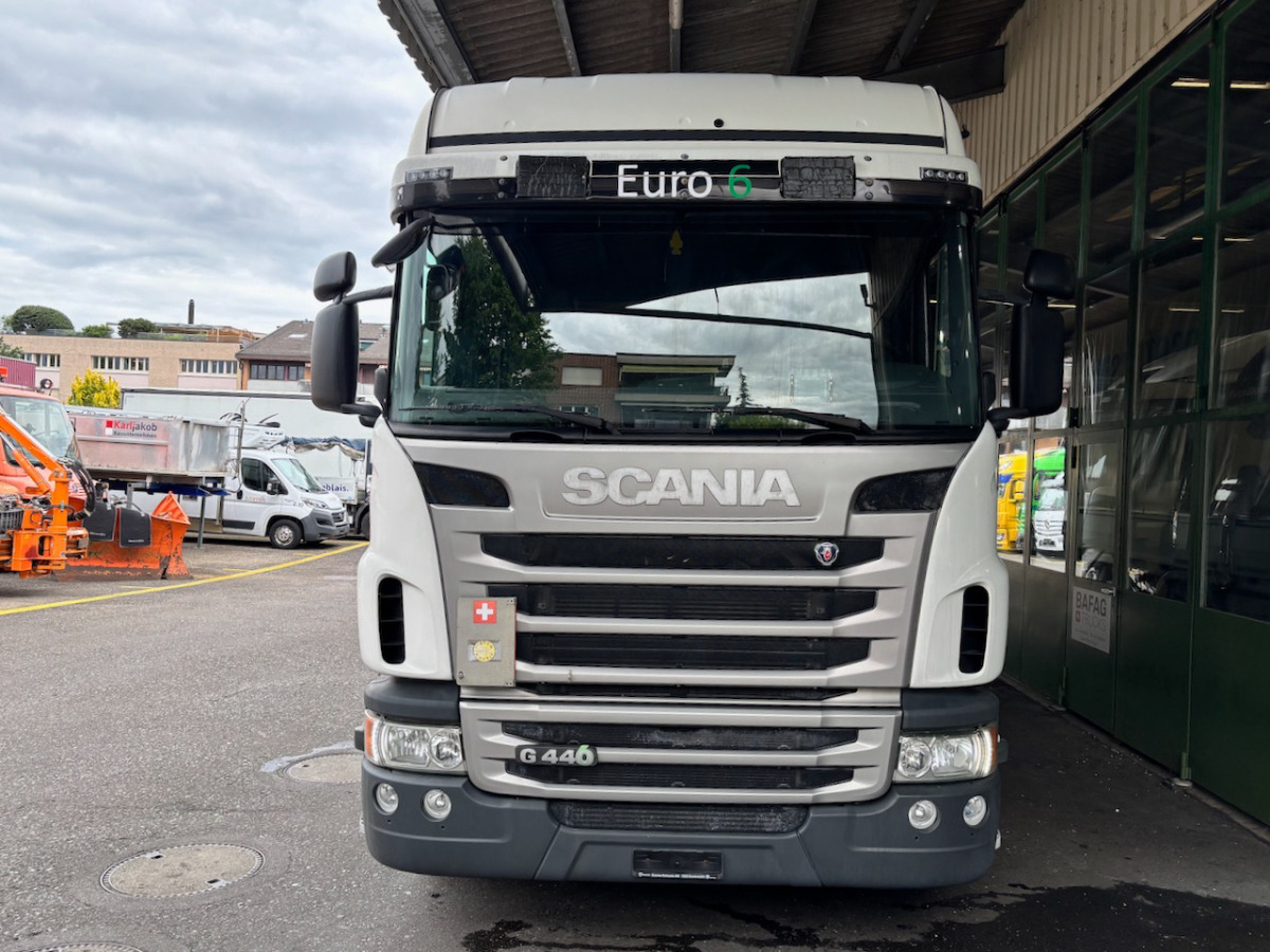 SCANIA G440 - Kamion s ceradom: slika SCANIA G440 - Kamion s ceradom SCANIA G440 - Kamion s ceradom: slika SCANIA G440 - Kamion s ceradom