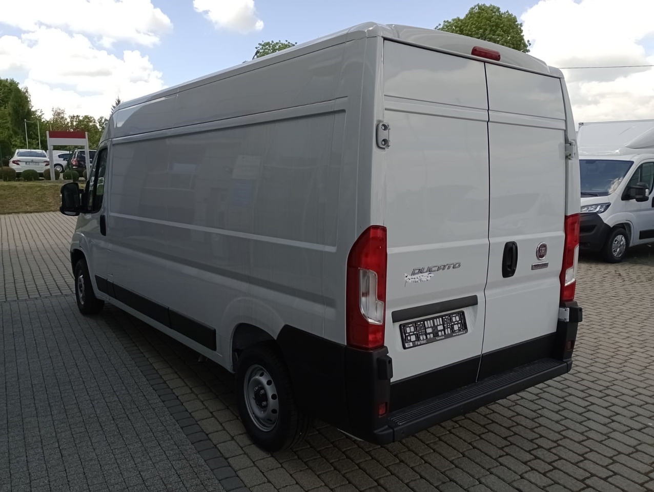 Fiat Ducato 140 L3H2 Kühlkasten - Dostavno vozilo hladnjača: slika Fiat Ducato 140 L3H2 Kühlkasten - Dostavno vozilo hladnjača Fiat Ducato 140 L3H2 Kühlkasten - Dostavno vozilo hladnjača: slika Fiat Ducato 140 L3H2 Kühlkasten - Dostavno vozilo hladnjača