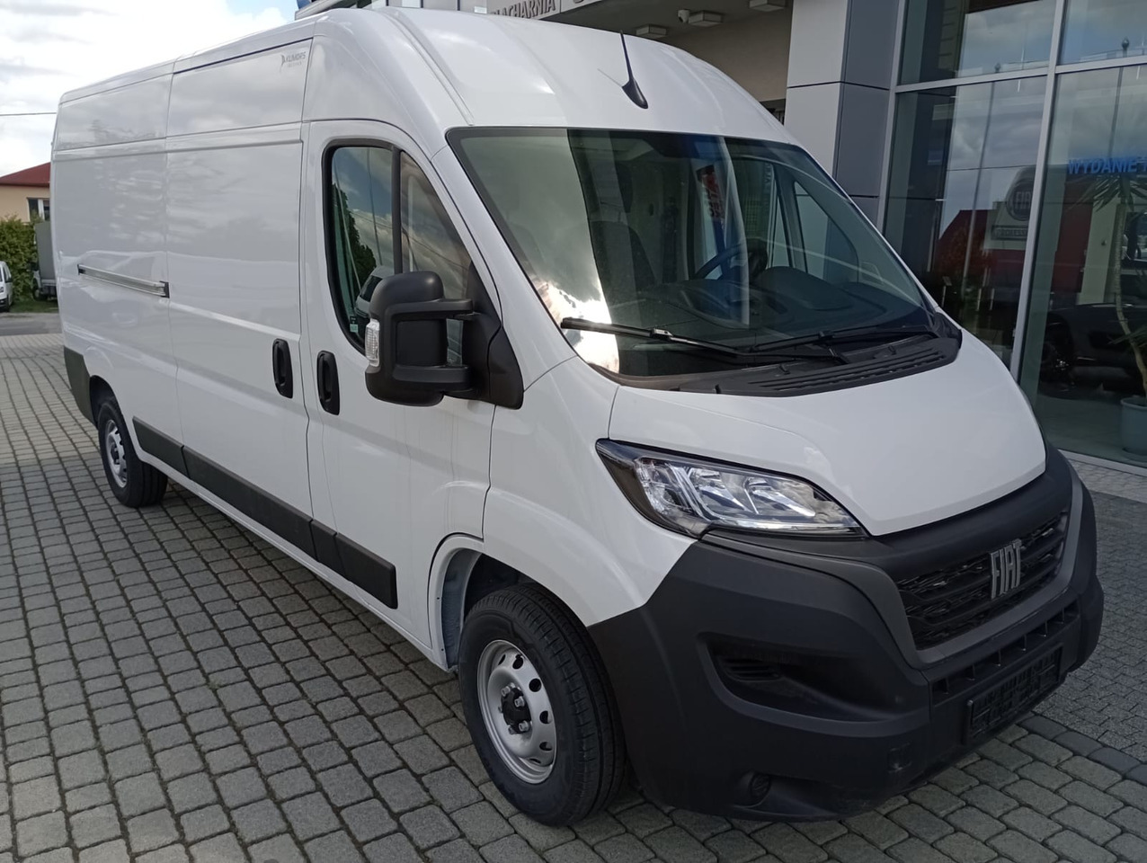 Fiat Ducato 140 L3H2 Kühlkasten - Dostavno vozilo hladnjača: slika Fiat Ducato 140 L3H2 Kühlkasten - Dostavno vozilo hladnjača Fiat Ducato 140 L3H2 Kühlkasten - Dostavno vozilo hladnjača: slika Fiat Ducato 140 L3H2 Kühlkasten - Dostavno vozilo hladnjača