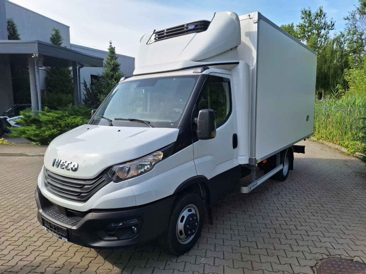 Iveco Daily 70C18 Kühlkoffer LBW BÃR - Dostavno vozilo hladnjača: slika Iveco Daily 70C18 Kühlkoffer LBW BÃR - Dostavno vozilo hladnjača Iveco Daily 70C18 Kühlkoffer LBW BÃR - Dostavno vozilo hladnjača: slika Iveco Daily 70C18 Kühlkoffer LBW BÃR - Dostavno vozilo hladnjača