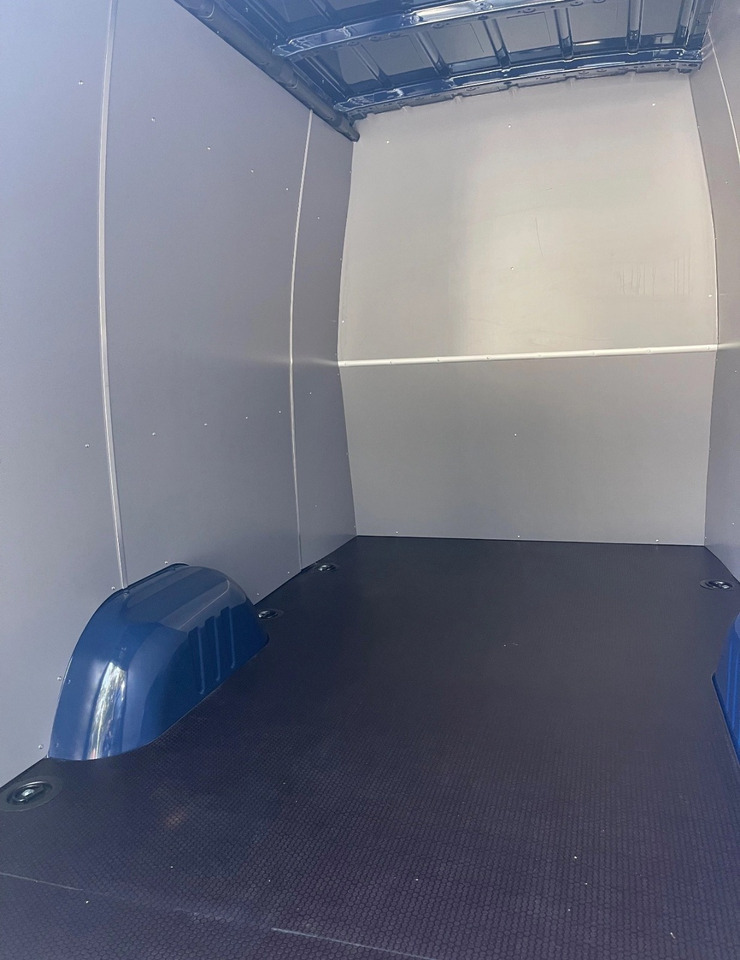 Mercedes-Benz Sprinter 317 L3H2 6-Sitze - Furgon, Dostavno vozilo s dvostrukom kabinom: slika Mercedes-Benz Sprinter 317 L3H2 6-Sitze - Furgon, Dostavno vozilo s dvostrukom kabinom Mercedes-Benz Sprinter 317 L3H2 6-Sitze - Furgon, Dostavno vozilo s dvostrukom kabinom: slika Mercedes-Benz Sprinter 317 L3H2 6-Sitze - Furgon, Dostavno vozilo s dvostrukom kabinom