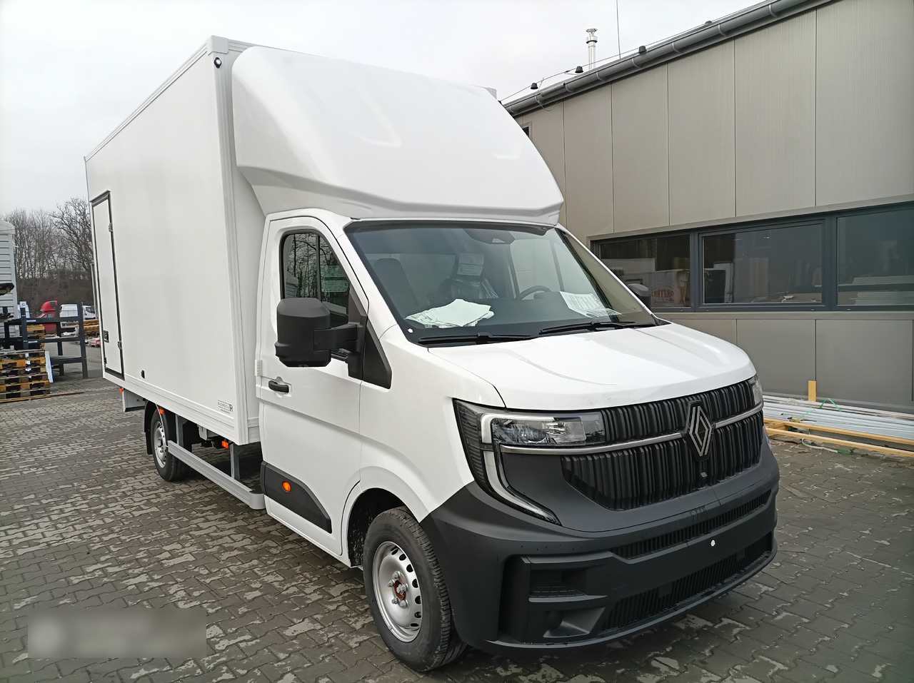 Renault Master 170 Koffer LBW - Dostavno vozilo sa zatvorenim sandukom: slika Renault Master 170 Koffer LBW - Dostavno vozilo sa zatvorenim sandukom Renault Master 170 Koffer LBW - Dostavno vozilo sa zatvorenim sandukom: slika Renault Master 170 Koffer LBW - Dostavno vozilo sa zatvorenim sandukom
